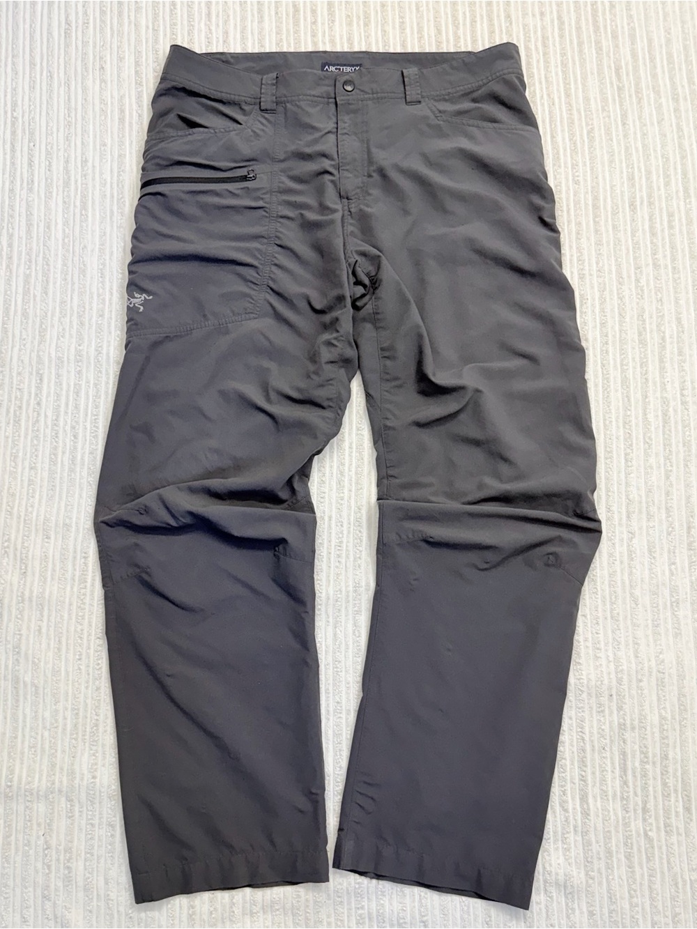 Arc'teryx mens dark grey hiking pants